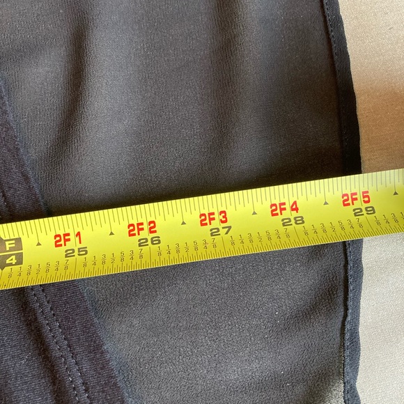 Kim & Cami Black Top - Picture 5 of 9